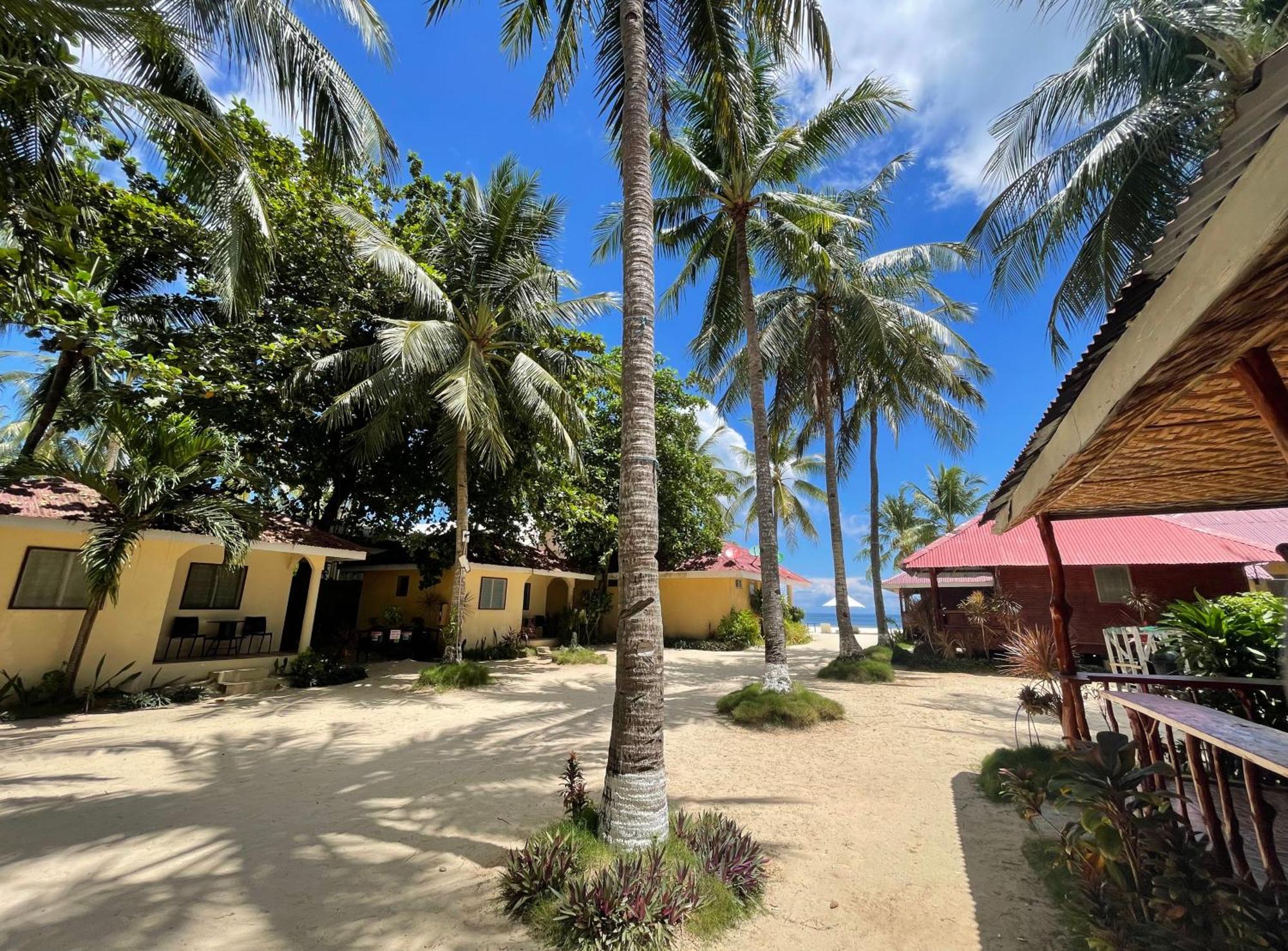 Beach Placid Resort Powered By Cocotel Ocoy ภายนอก รูปภาพ